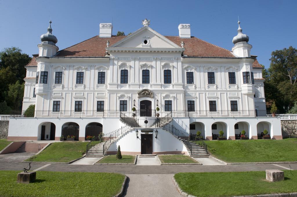 Teleki-Degenfeld Kastélyszálló Hotel Szirák Kültér fotó